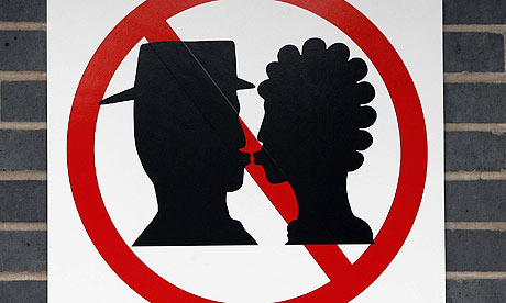 no-kissing no-kissing